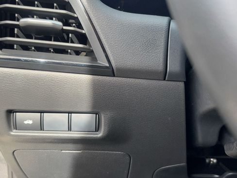 Used 2026 Nissan Sentra SV w/ Floor Mat Package FWD image 28