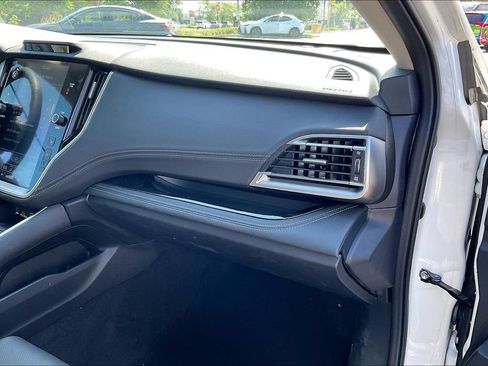 Certified 2024 Subaru Outback Limited AWD/4WD image 19