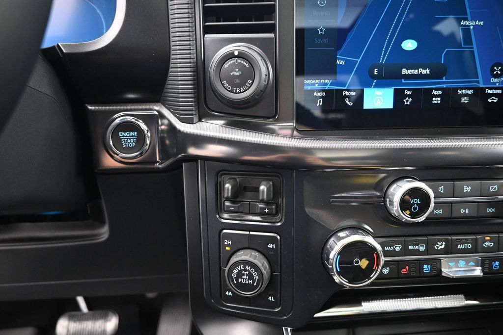 Used 2026 Ford F150 Raptor AWD/4WD image 19