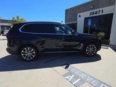 Used 2025 BMW X5 sDrive40i w/ Climate Comfort Package RWD image 5
