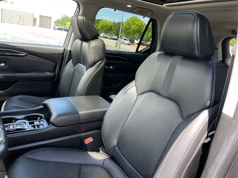 Certified 2024 Honda Pilot Touring image 26
