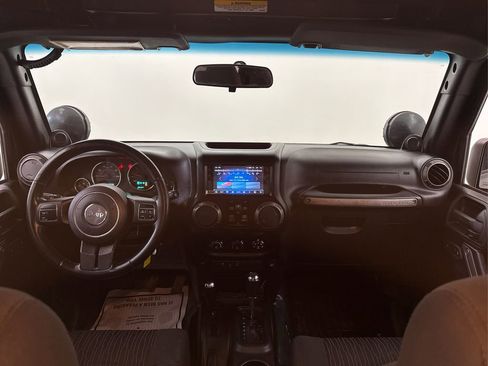 Used 2011 Jeep Wrangler Unlimited Sport image 31