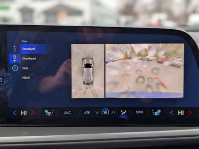 New 2026 Chevrolet Traverse LT w/ Driver Confidence Package