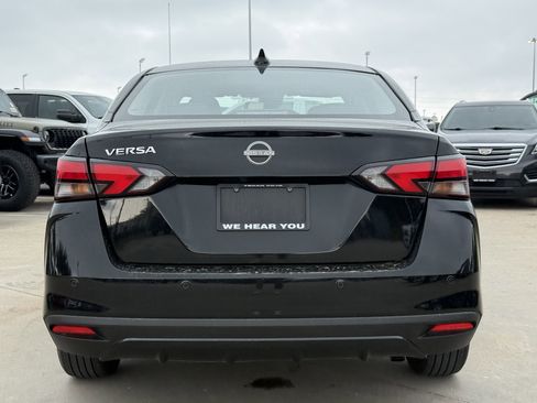 Used 2025 Nissan Versa SV FWD image 6
