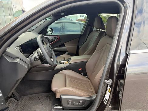 Used 2025 BMW X3 xDrive30 AWD/4WD image 2
