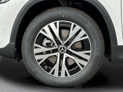 New 2025 Mercedes-Benz GLA 250 image 34