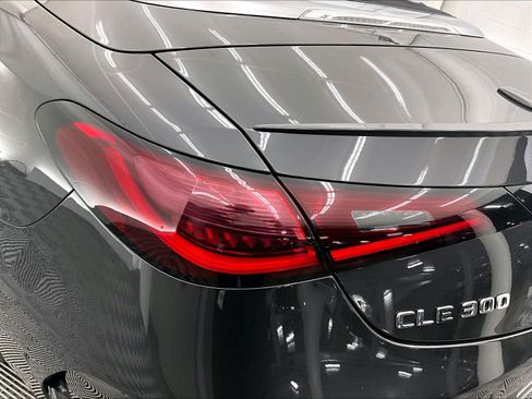 Used 2026 Mercedes-Benz CLE 300 4MATIC Cabriolet image 12