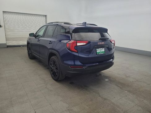 Used 2023 GMC Terrain SLE w/ Driver Convenience Package AWD/4WD image 5