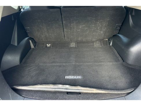 Used 2013 Nissan Rogue S image 17