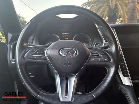 Used 2017 INFINITI Q60 2.0t image 13