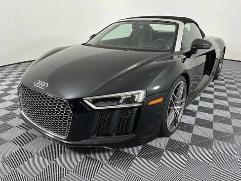 Used 2018 Audi R8 V10 plus AWD/4WD image 7