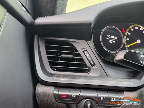 Used 2022 Porsche 911 GT3 RWD image 19