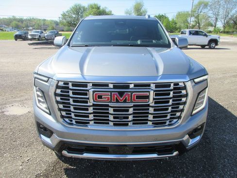New 2026 GMC Yukon XL Denali image 10
