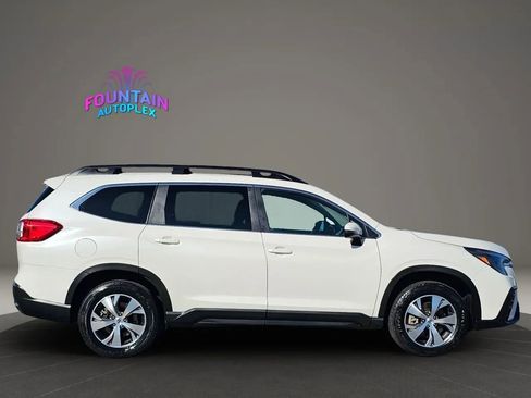 Used 2023 Subaru Ascent Premium AWD/4WD image 5