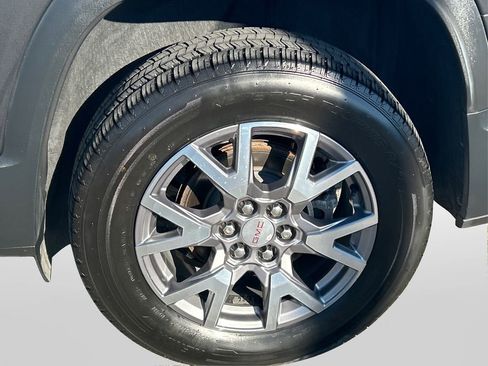 Used 2020 GMC Acadia SLT w/ Premium Package image 13