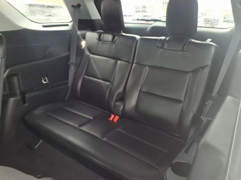 Certified 2024 Ford Explorer XLT w/ Equipment Group 202A image 13