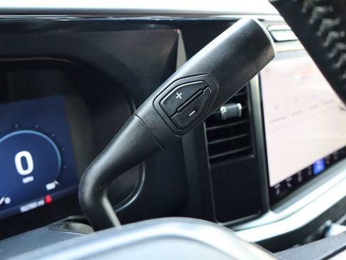 Used 2023 Ford F350 Lariat w/ Sport Appearance Package AWD/4WD image 31