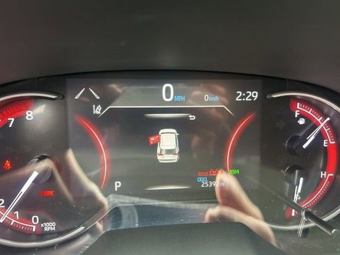 Used 2025 Toyota RAV4 XLE Premium image 2