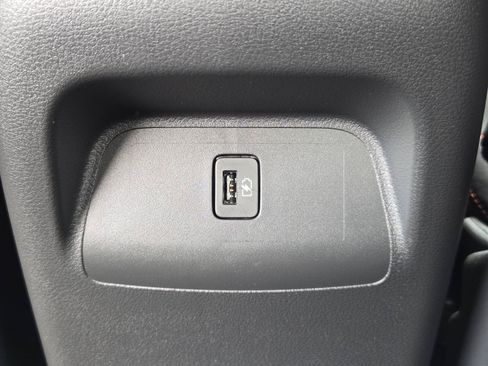 Used 2025 Nissan Sentra SR FWD image 26