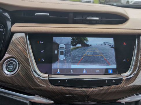 Used 2024 Cadillac XT6 Premium Luxury w/ Platinum Package AWD/4WD image 16