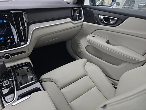 Certified 2023 Volvo S60 T8 Ultimate image 22