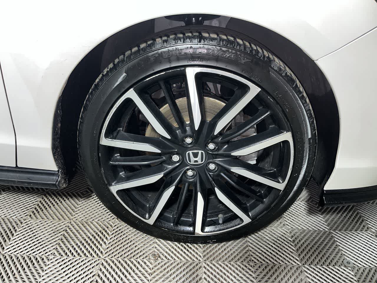 Used 2023 Honda Accord Touring image 10