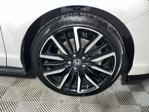 Used 2023 Honda Accord Touring image 10