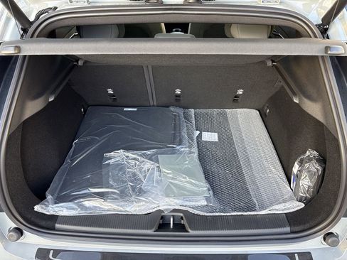 New 2026 Volvo EX30 Cross Country Ultra image 20