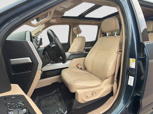 Used 2017 Ford F250 Lariat w/ Lariat Ultimate Package AWD/4WD image 13