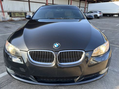Used 2009 BMW 335i Convertible w/ Premium Pkg image 9