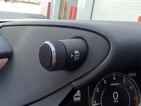 New 2025 Lexus ES 350 w/ Premium Package image 24