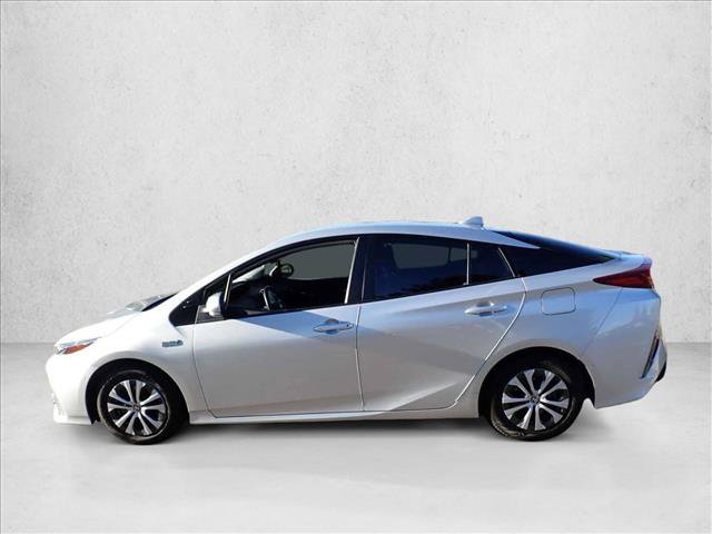 Certified 2022 Toyota Prius Prime Limited FWD image 2