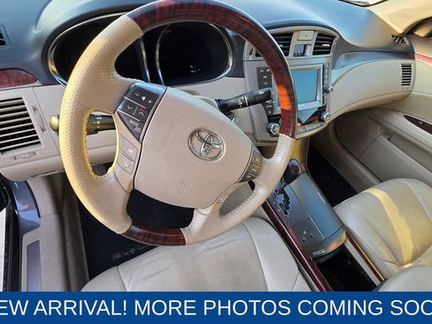 Used 2011 Toyota Avalon Limited image 10