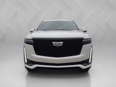 Certified 2023 Cadillac Escalade ESV Sport Platinum w/ LPO, ONYX Package image 7