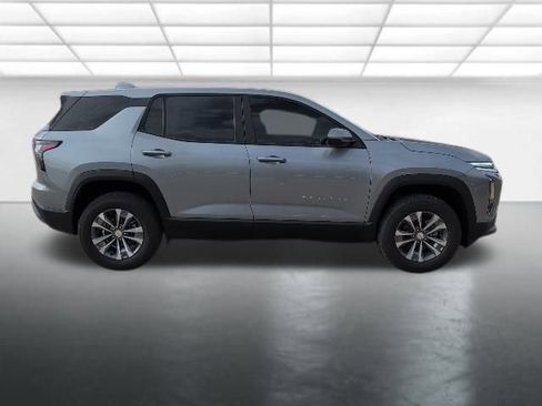 New 2026 Chevrolet Equinox LT w/ Safety and Technology Package FWD image 31