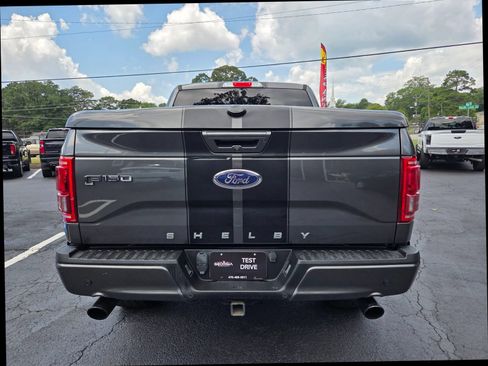 Used 2017 Ford F150 Lariat w/ Equipment Group 502A Luxury AWD/4WD image 16