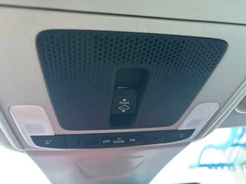 Certified 2023 Honda Civic Touring image 35