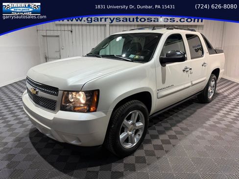 Used 2008 Chevrolet Avalanche LTZ w/ LTZ Preferred Equipment Group image 1