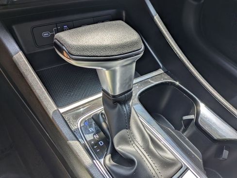 Used 2025 Hyundai Santa Cruz SEL AWD/4WD image 22