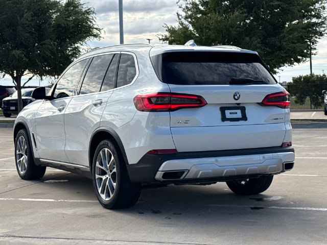 Used 2020 BMW X5 sDrive40i w/ Convenience Package RWD image 3