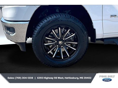 Used 2019 RAM 1500 Tradesman AWD/4WD image 7