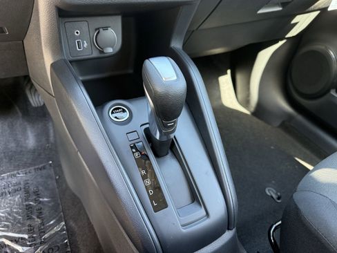 New 2025 Nissan Kicks Play S image 9