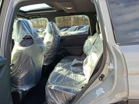 New 2025 Subaru Forester Premium image 8