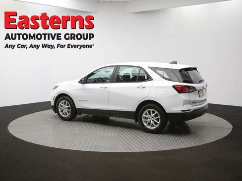 Used 2024 Chevrolet Equinox LS image 59