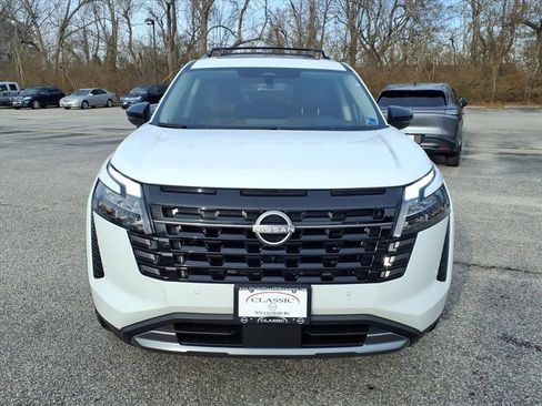 New 2026 Nissan Pathfinder Platinum w/ Cargo Package image 2