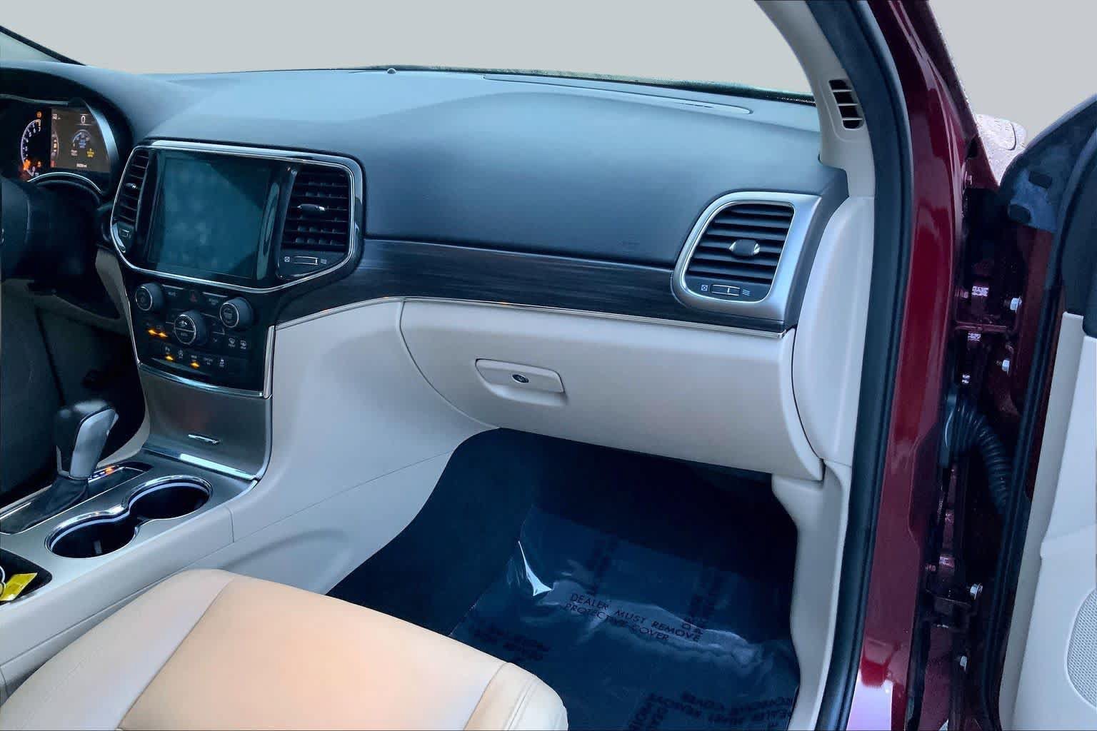 Used 2021 Jeep Grand Cherokee Limited RWD image 15