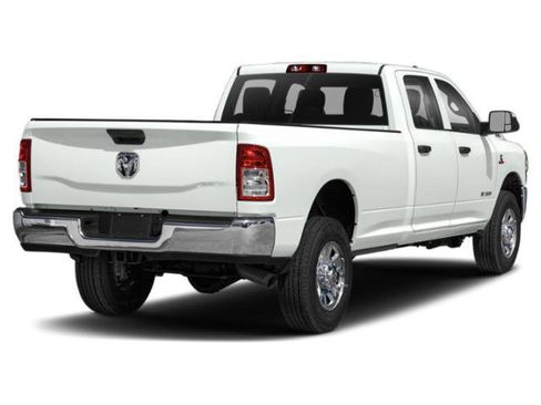 Used 2022 RAM 2500 Laramie AWD/4WD image 2