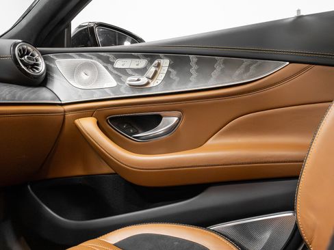 Used 2019 Mercedes-Benz AMG GT 63 S w/ Driver Assistance Package image 13