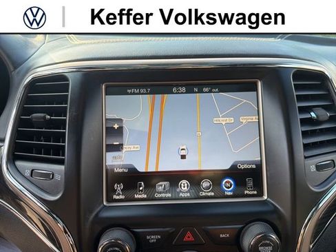 Used 2014 Jeep Grand Cherokee Overland w/ Advanced Technology Group AWD/4WD image 26