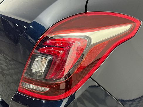 Used 2022 Buick Encore Preferred w/ Safety Package image 33